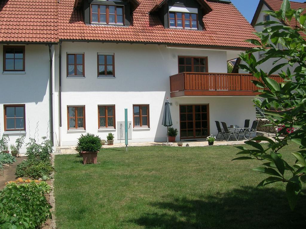 Ferienwohnung Familie Sinn パッペンハイム エクステリア 写真